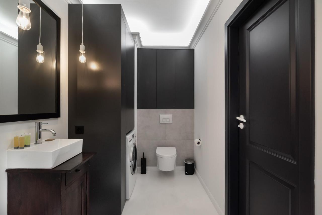 Wola Artistic Designer Apartment Varsovia Exterior foto